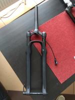 Вилка 29" TWITTER TW-R воздушная черный